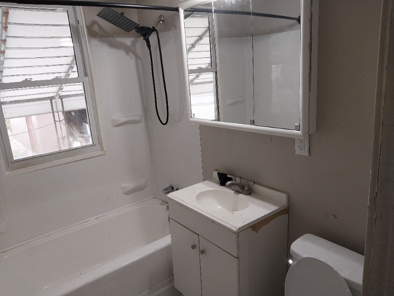 15350 Alden St #1 - Photo 5 of 19