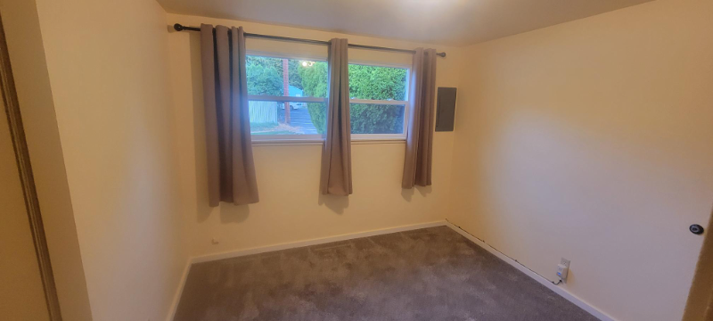 922 Gellatly St - Photo 5 of 9