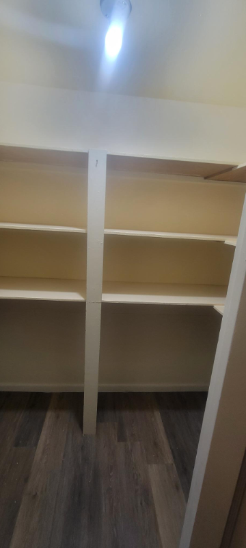 922 Gellatly St - Photo 6 of 9