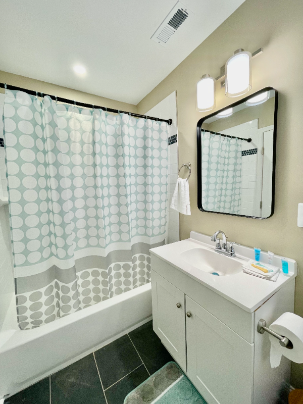 2007 Boone St - Photo 4 of 9