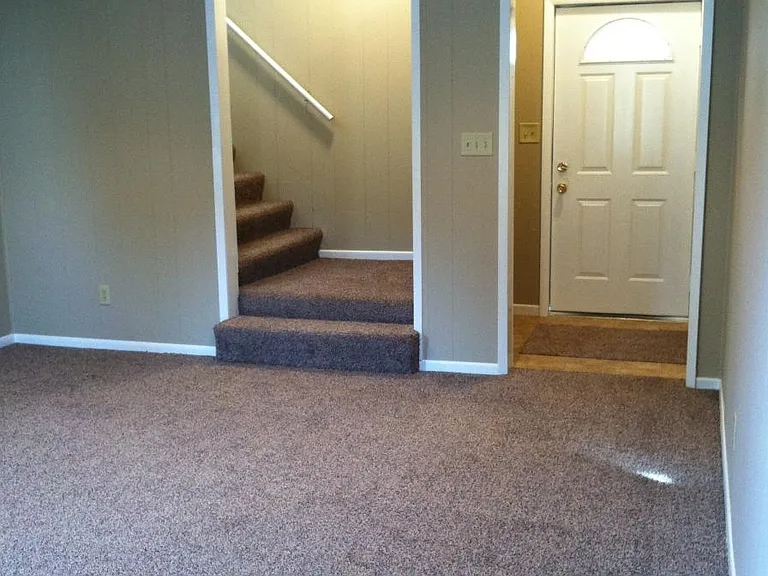 712 N Jackson St - Photo 7 of 7