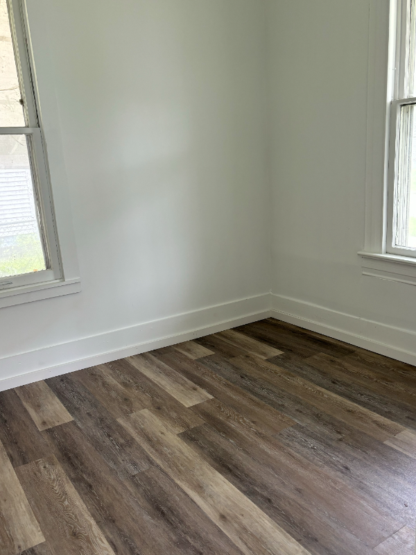 909 S Maffit St - Photo 3 of 8