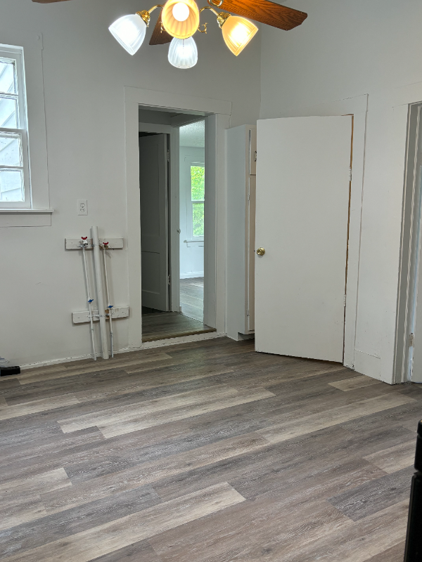 909 S Maffit St - Photo 6 of 8