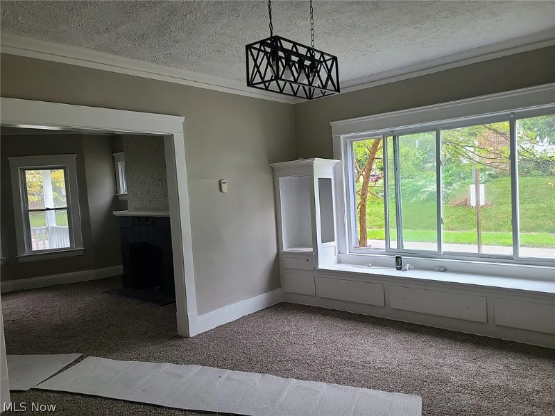 1830 Mannering Rd #2 - Photo 2 of 17