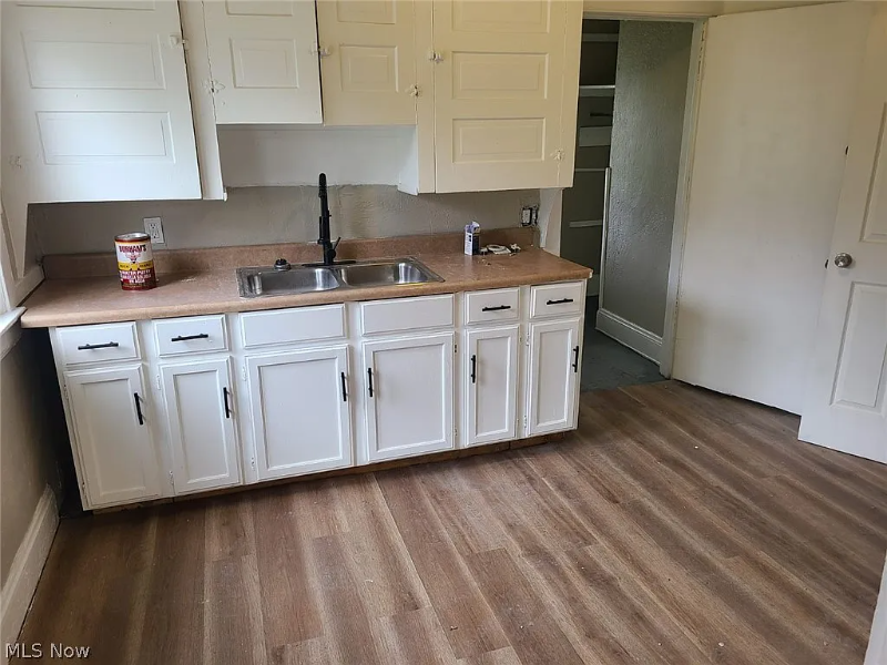 1830 Mannering Rd #2 - Photo 5 of 17