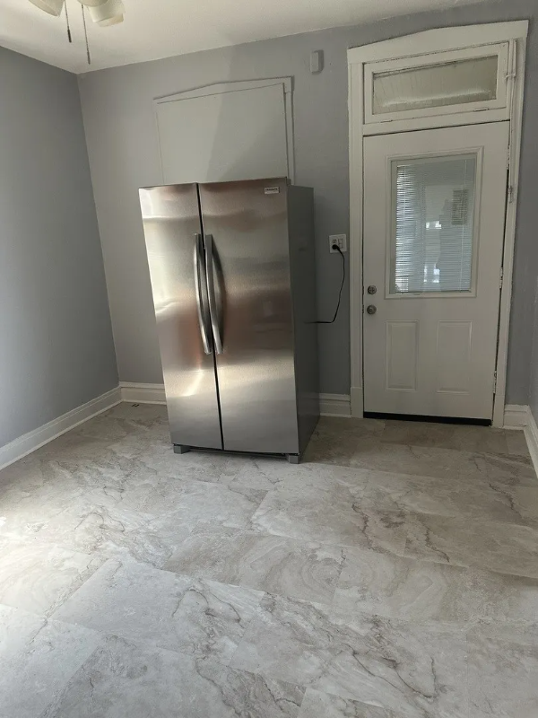 6546 S Rockwell St #2 - Photo 3 of 4