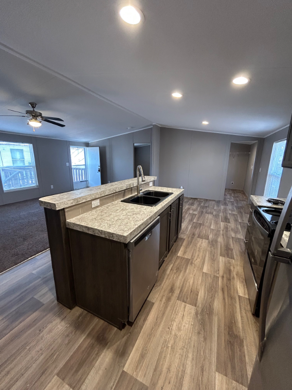 3000 S 9th Ave #5 - Photo 7 of 10