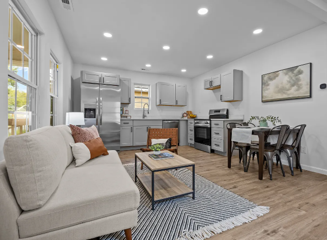 1213 S Bloodworth St - Photo 4 of 20