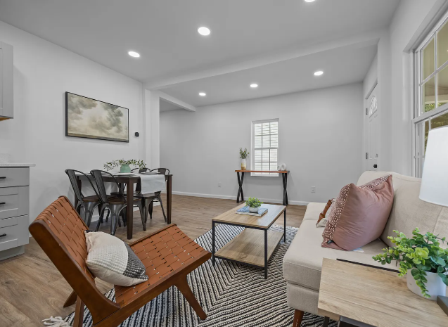 1213 S Bloodworth St - Photo 5 of 20