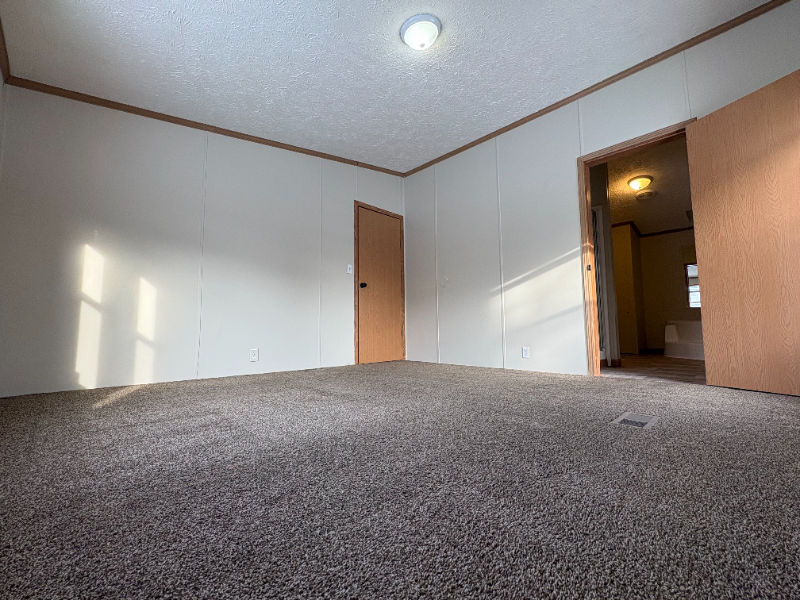 134 Scarlet Oak Ln - Photo 2 of 12