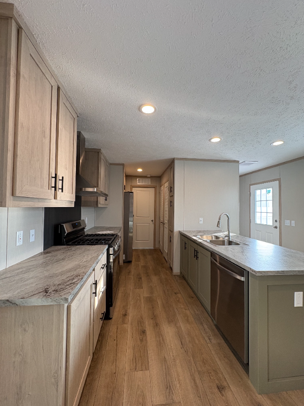 125 South St - Photo 3 of 8