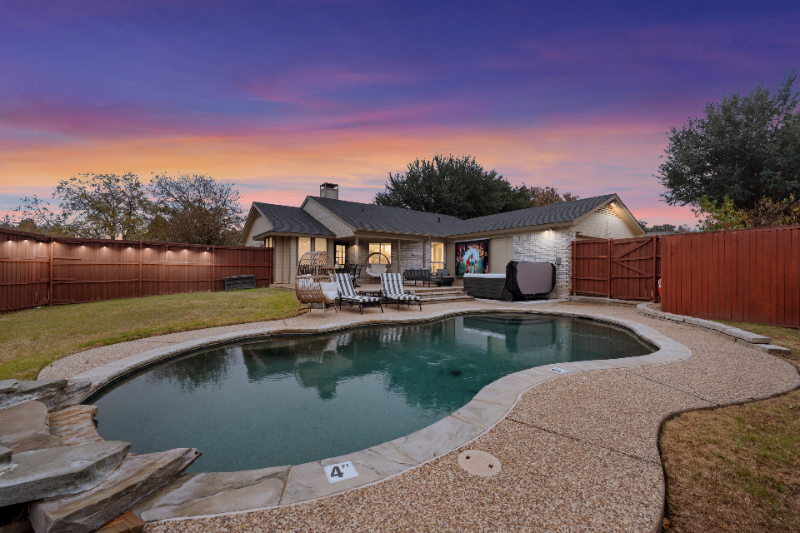 8351 Rock Brook St - Photo 5 of 50