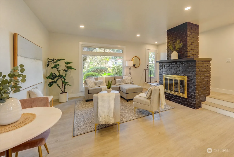 13604 116th Pl Ne - Photo 3 of 15