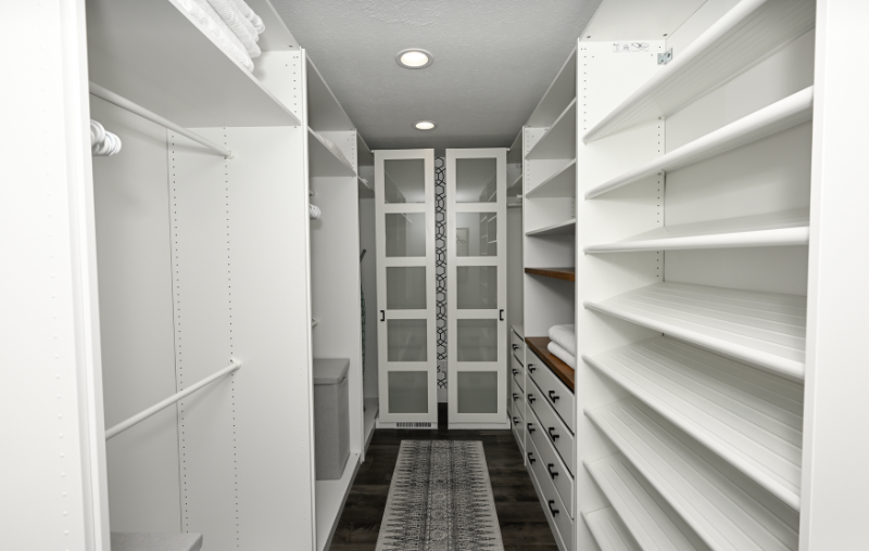 3695 Englewood Dr - Photo 7 of 14