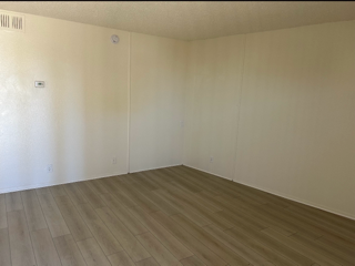 522 E Avenue Q5 - Photo 6 of 11