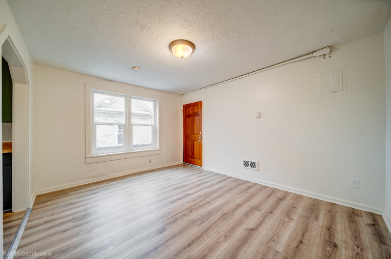 802 Pine St #4 - Photo 3 of 15