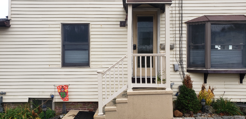 19 Crest Ave - Photo 2 of 18