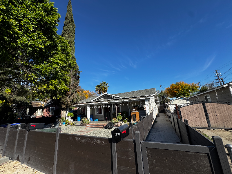 1319 N Stoddard Ave #ADU - Photo 3 of 18