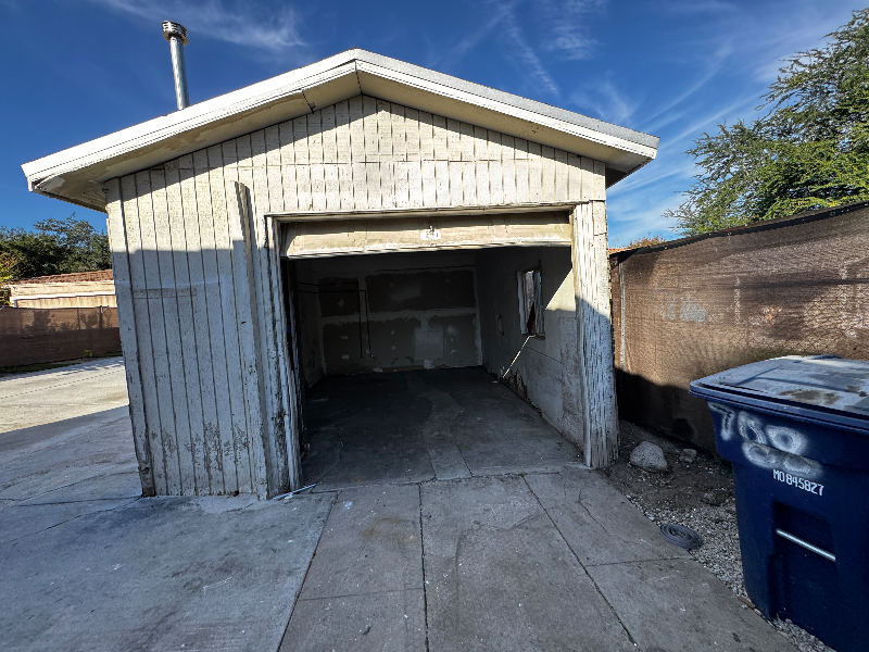 788 W 13th St - Photo 7 of 15