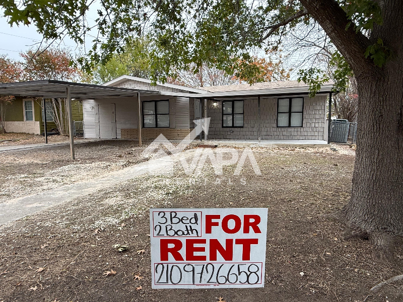 943 Weizmann St - Photo 2 of 17