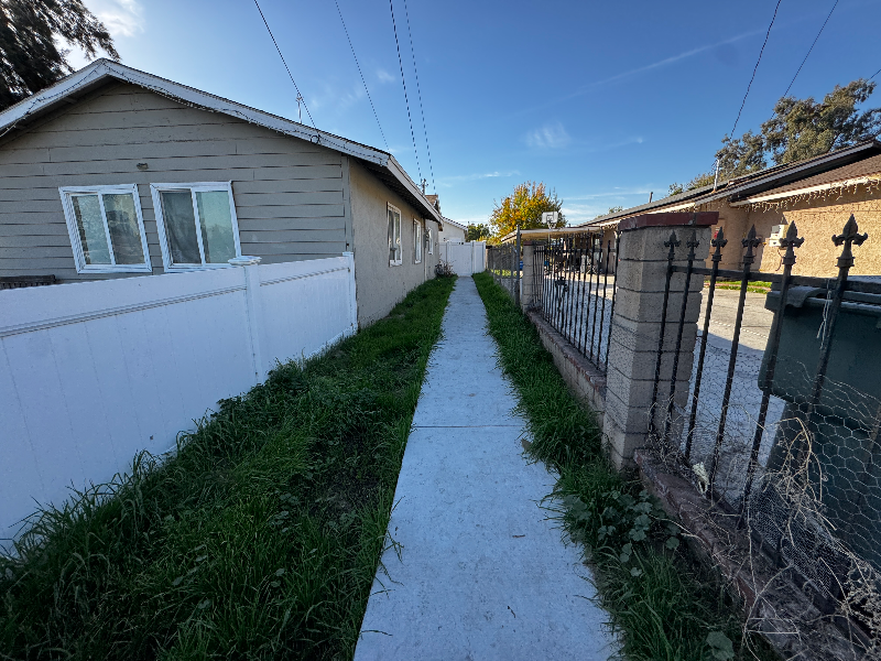 1948 Turrill Ave #ADU - Photo 3 of 16