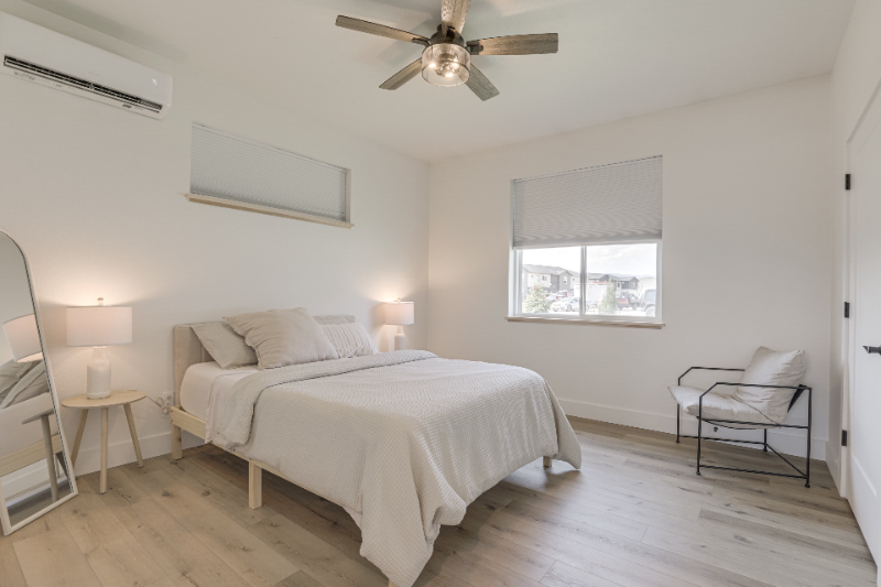 1403 Windsor Dr #E - Photo 3 of 19