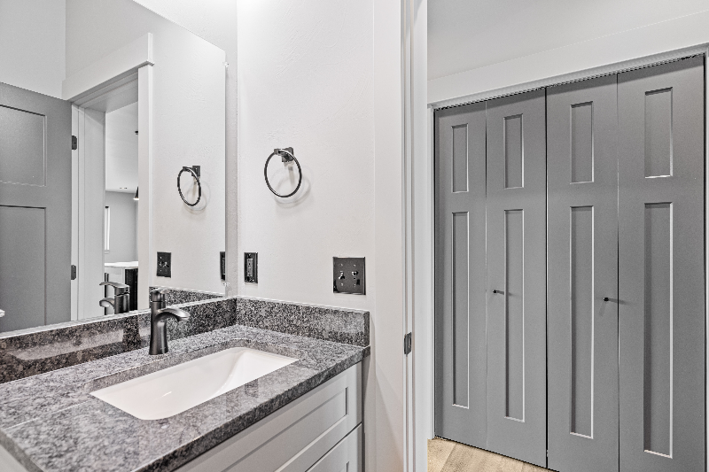 205 Fletching Way #B - Photo 5 of 15