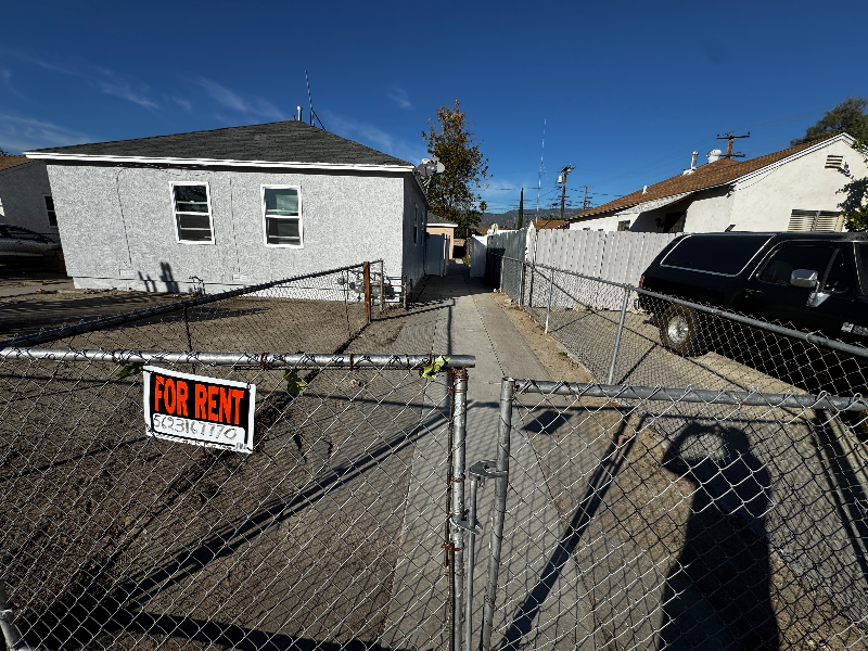 1122 Magnolia Ave #ADU - Photo 6 of 11