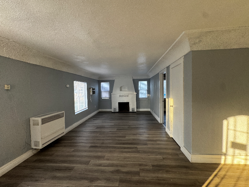 1707 N Pershing Ave - Photo 4 of 13