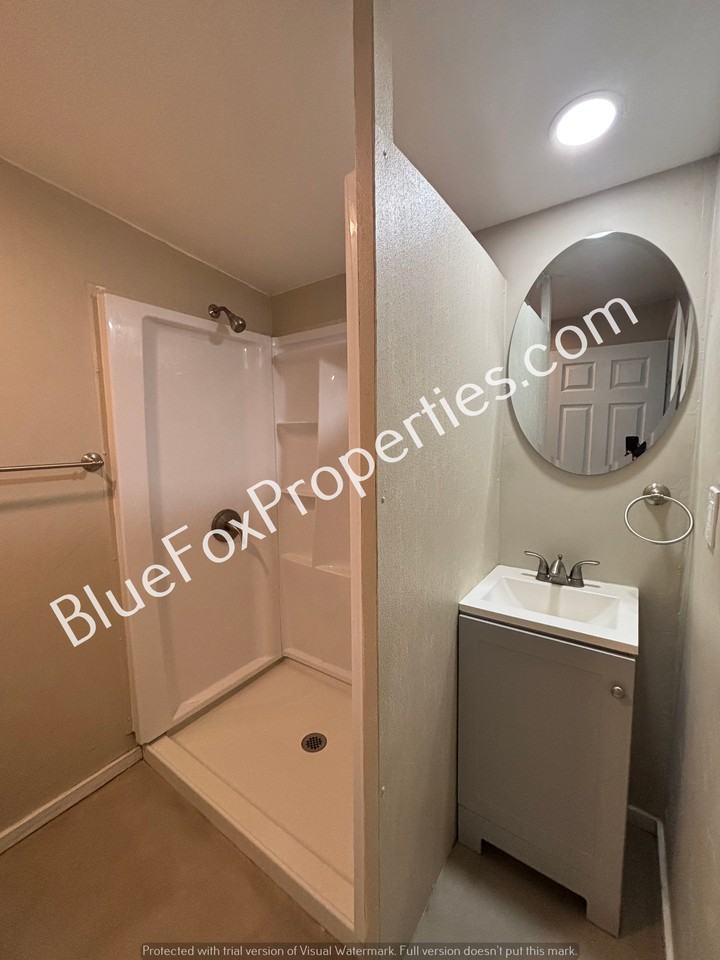 2641 N Fontana Ave #2 - Photo 5 of 12