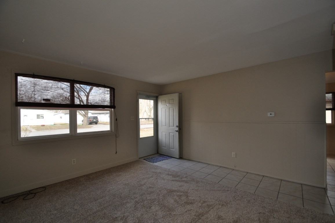2918 Trentman Ave - Photo 3 of 12