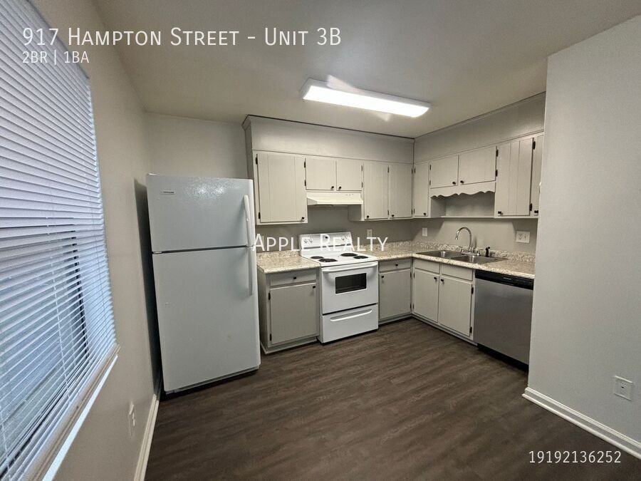 917 Hampton St #3B - Photo 6 of 15