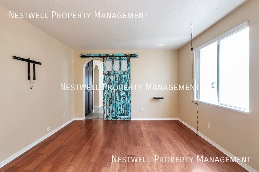 5905 W Cedar Hill Rd - Photo 2 of 19