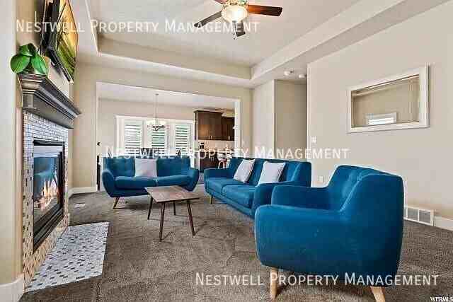 3291 E Bengal Blvd - Photo 4 of 27