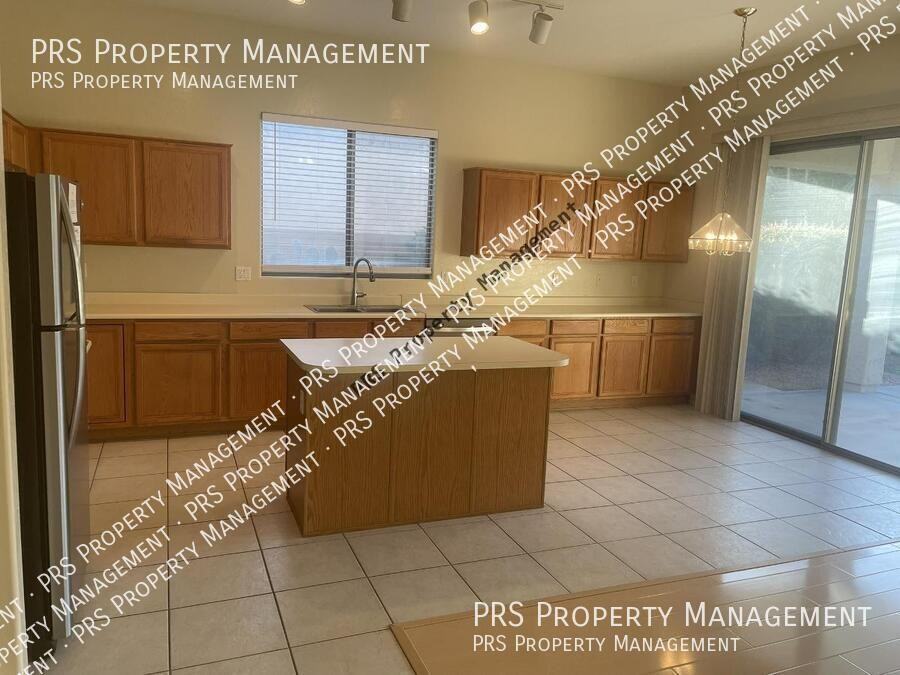 2165 W Olive Way - Photo 5 of 20