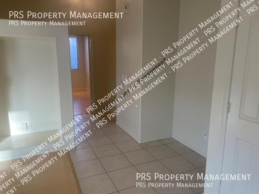 2165 W Olive Way - Photo 7 of 20