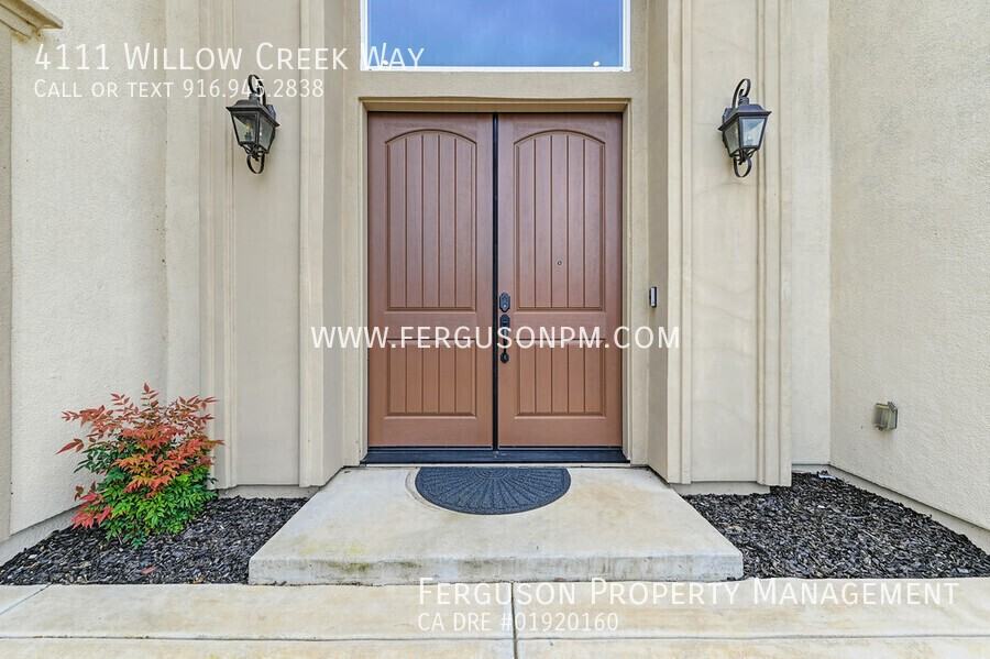 4111 Willow Creek Way - Photo 6 of 50