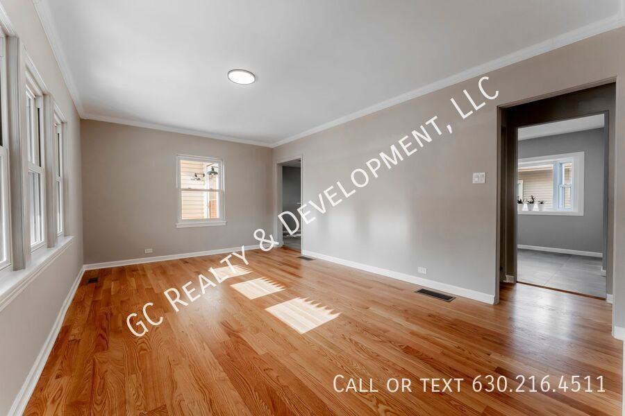 3303 Division St - Photo 3 of 33