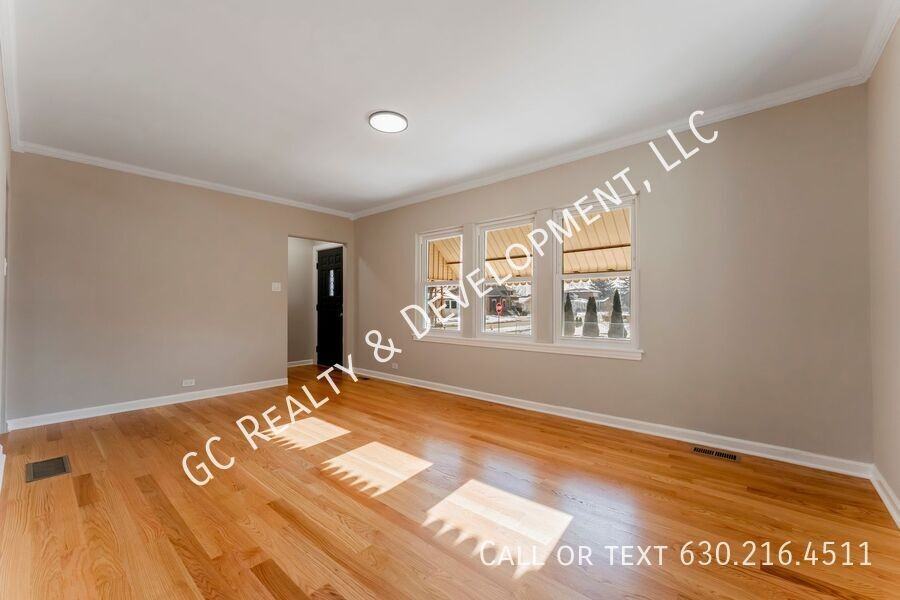 3303 Division St - Photo 5 of 33