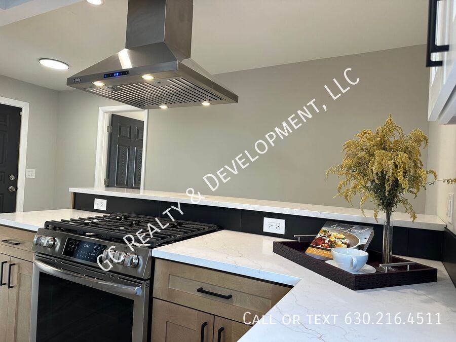 3303 Division St - Photo 6 of 33