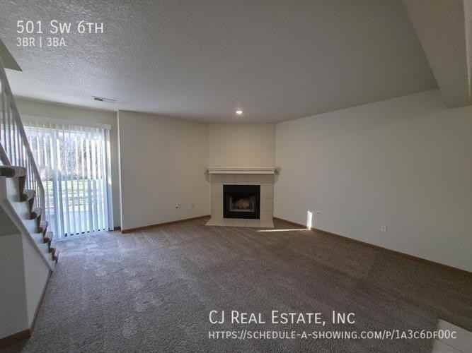 501 Sw 6th St - Photo 4 of 11