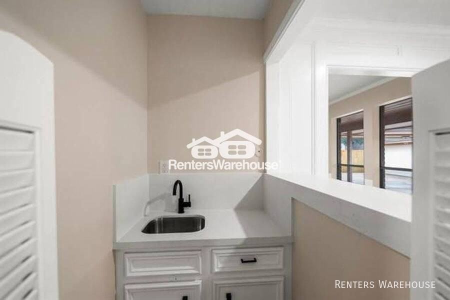 16627 Aldenham Pl - Photo 4 of 23