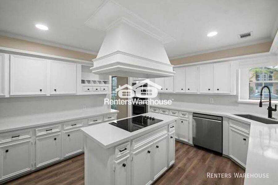 16627 Aldenham Pl - Photo 5 of 23