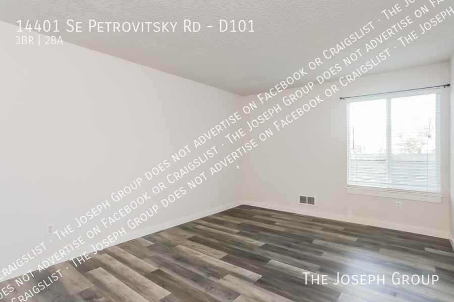 14401 Se Petrovitsky Rd #D101 - Photo 7 of 16