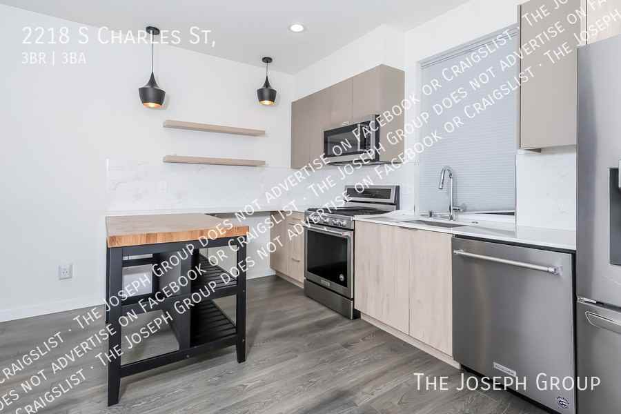 2218 S Charles St - Photo 6 of 28