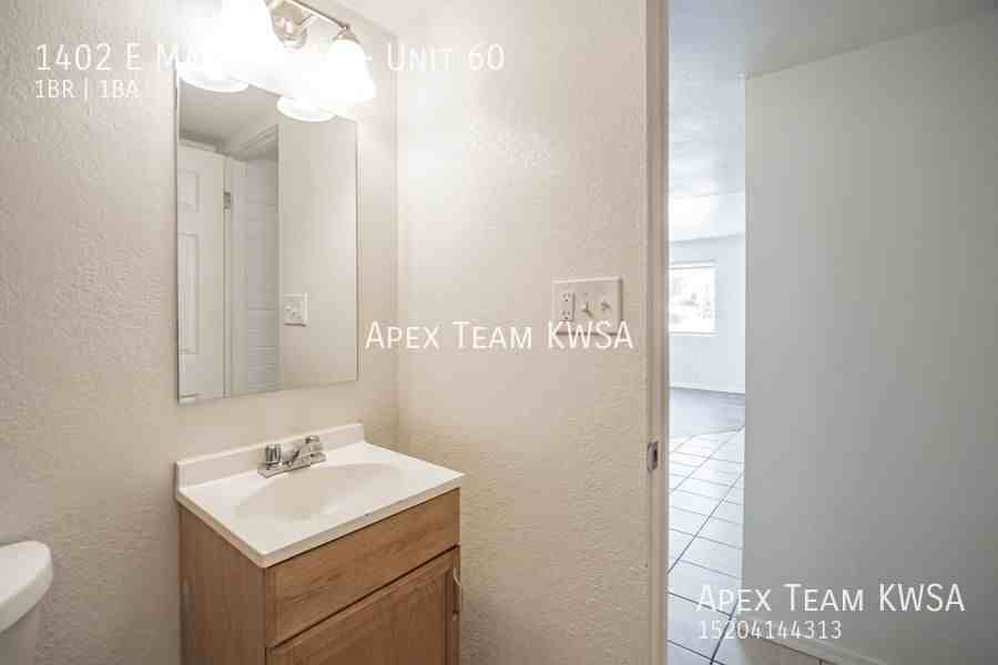 1402 E Manlove St #60 - Photo 4 of 32