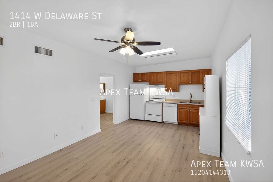 1414 W Delaware St - Photo 4 of 35