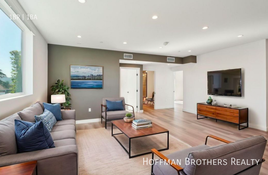 10806 Blix St #405 - Photo 2 of 11