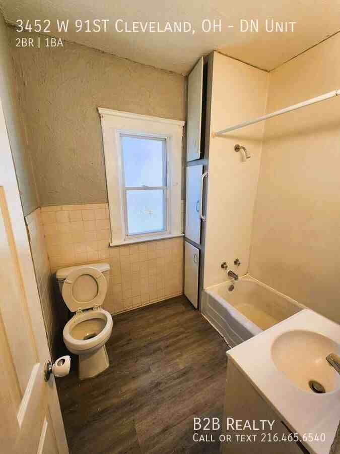 3452 W 91ST Cleveland, OH - Photo 6 of 11