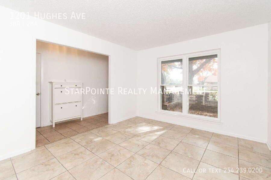 1201 Hughes Ave - Photo 3 of 23